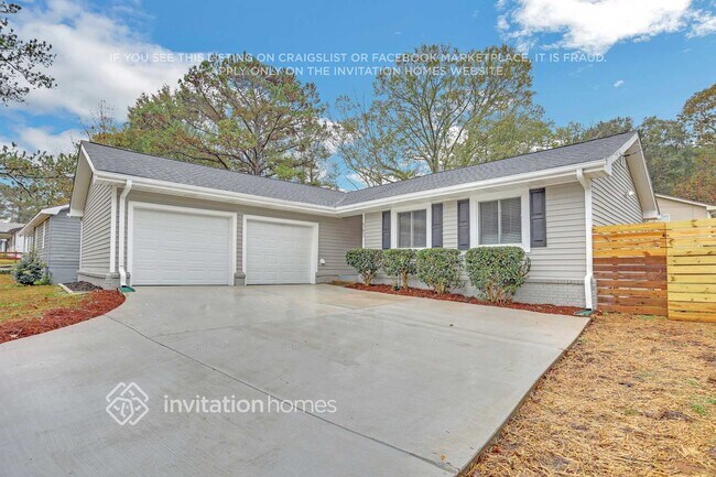 Foto del edificio - 565 Lakeridge Cir SE