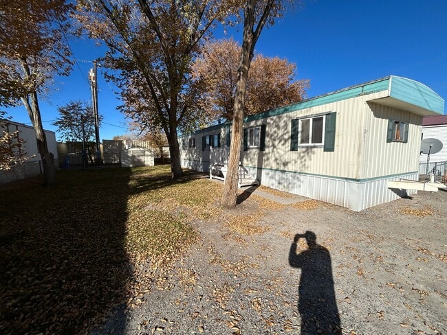 Building Photo - 2 Bedroom 1 Bath Updated Mobile Home in A & J Mobile Home Park