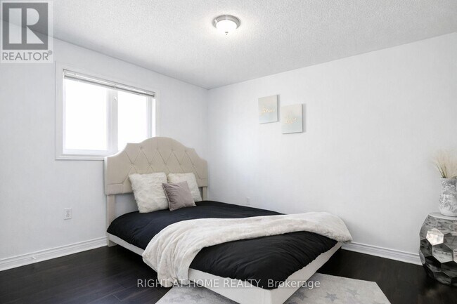 Photo du bâtiment - 169 Dooley Crescent