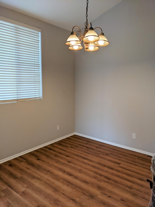 Foto del edificio - 23443 Abbey Glen Pl