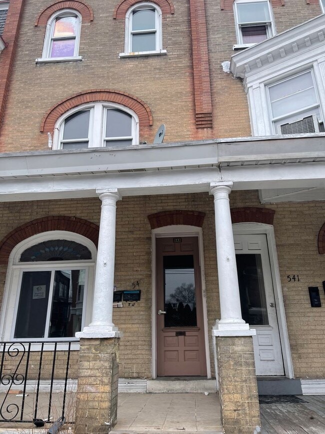 Building Photo - 543 Washington St