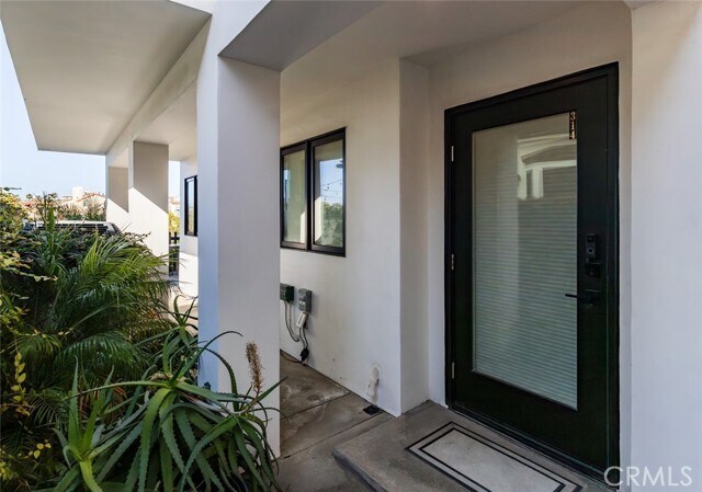 Foto del edificio - 314 Dahlia Pl