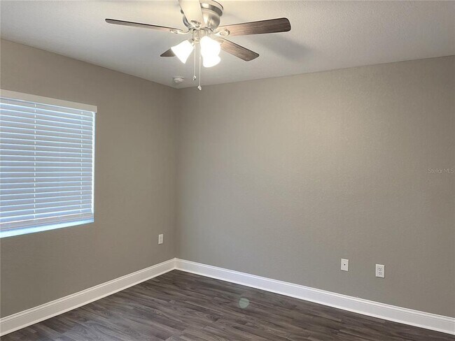 Foto del edificio - 643 Pineville Ln