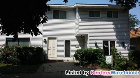 Primary Photo - 228 E Main St