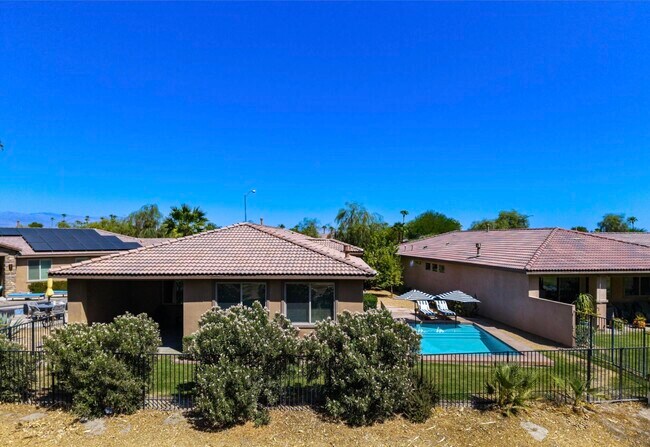 Foto del edificio - 49345 Beatty St