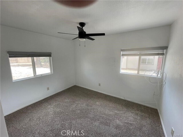 Foto del edificio - 16395 Broadway St