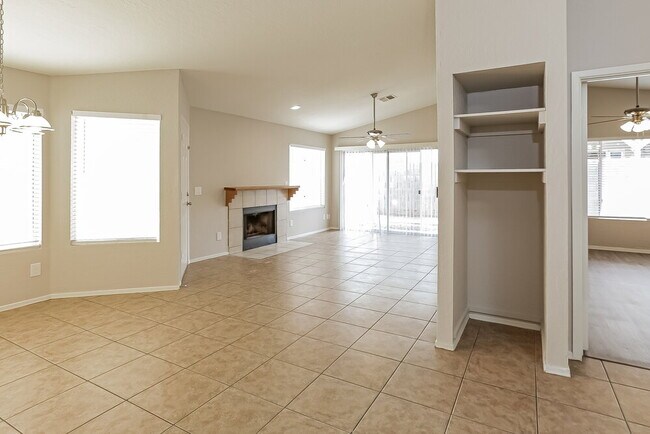Foto del edificio - 4169 E Pecan Rd