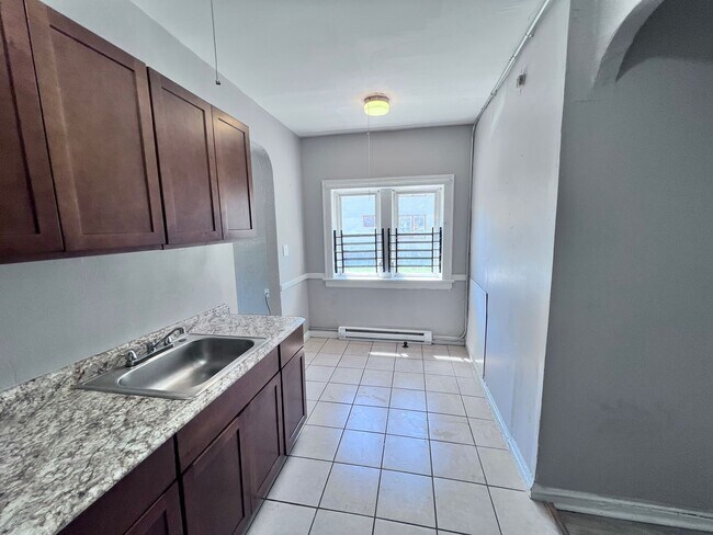 Photo - 848 Linn Dr Apartment