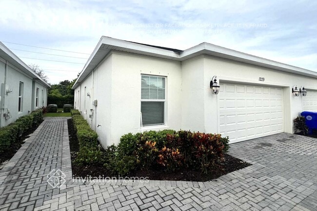 Building Photo - 1229 Preston Ests Cir