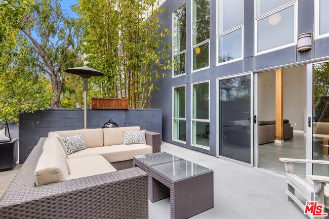 Foto del edificio - 4215 Glencoe Ave