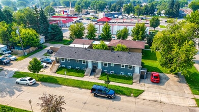 Building Photo - 323 Seward Ave