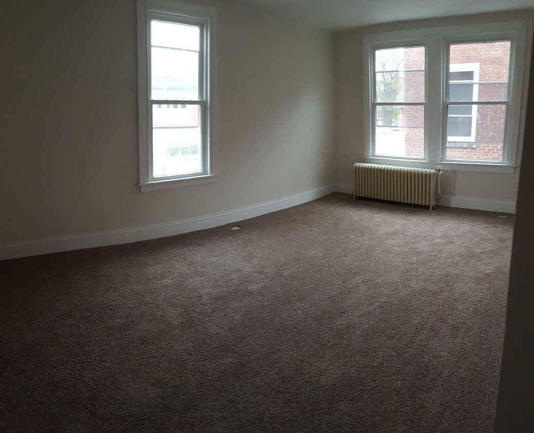 4341 Montgomery Rd Unit 14, Cincinnati, OH 45212 Apartments in