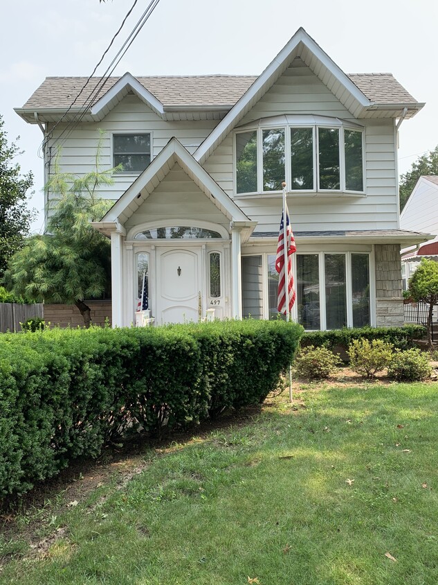 Foto principal - 497 Tysens Ln
