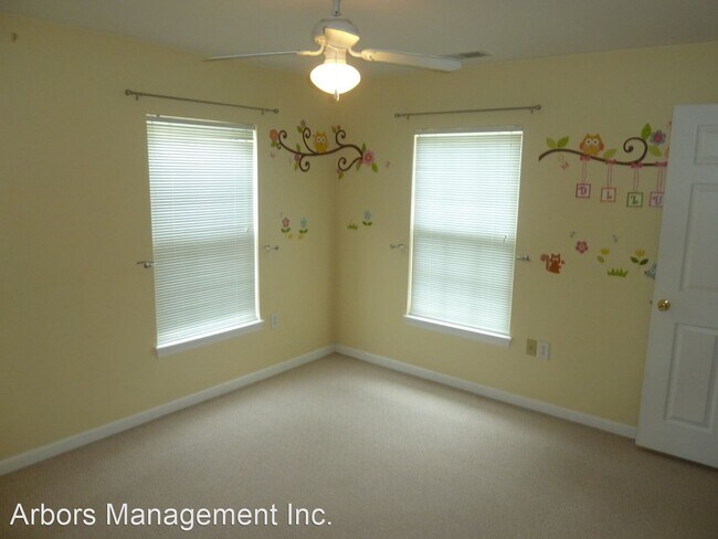Building Photo - 3 br, 2 bath House - 3212 Lenox Oval
