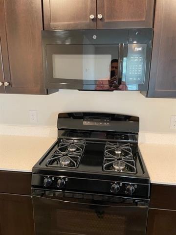Foto del edificio - 1512 Stonefield Dr