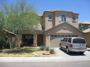 Building Photo - 9138 W Cypress St