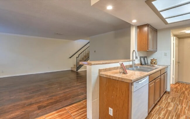 Building Photo - 3035 Bright Star Dr NW