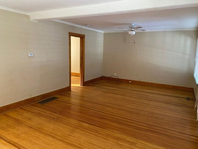 Foto del edificio - 1201-1203 W Oak St