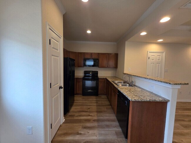 Foto del edificio - Town home for rent