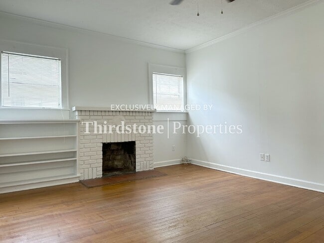 Building Photo - 2883 Selma St