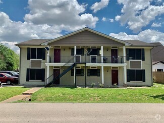 Building Photo - 9404 Grannis St