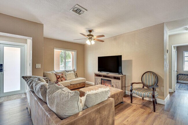 Foto del edificio - 2934 NW 66th St