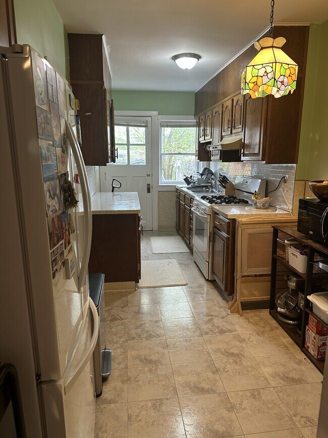 Foto del edificio - 210 S Union St