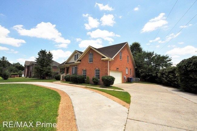 Building Photo - 6 br, 4 bath House - 1631 Jolliff Rd.
