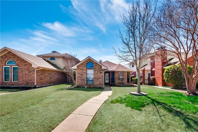 Building Photo - 2020 Falcon Ridge Dr