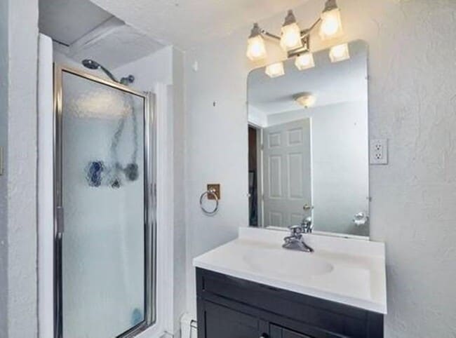 Foto del edificio - 10 Riverdale St