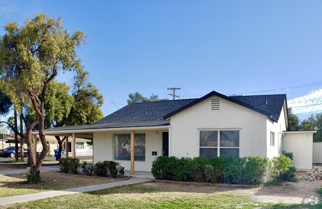 New roof and BRAND NEW AC - 503 W 1st St