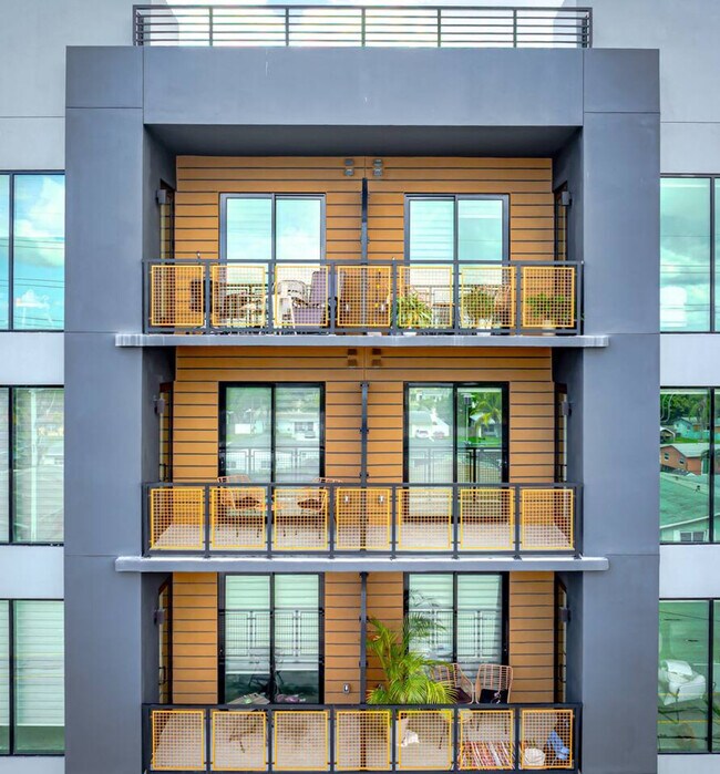 Foto del edificio - 2750 Griffin Rd