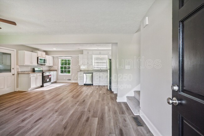 Foto del edificio - 4780 Bell Cir SE