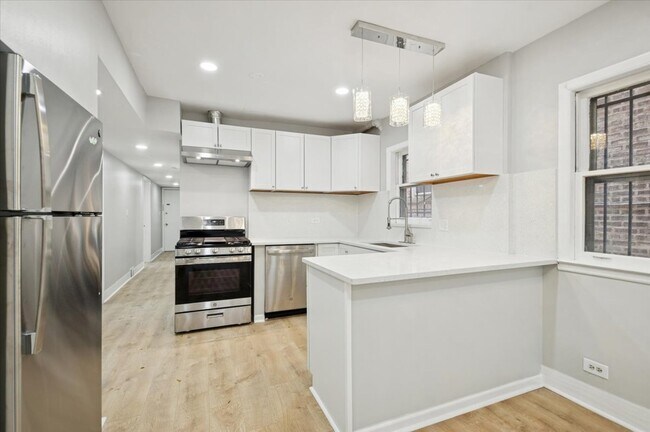 Foto del edificio - 2623 W Arthur Ave