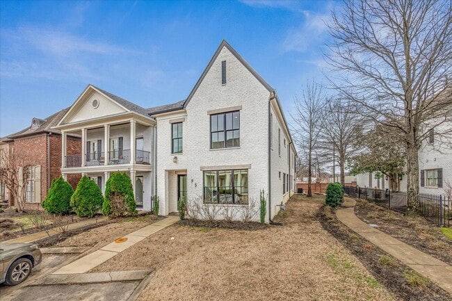 Building Photo - 93 Toulouse St