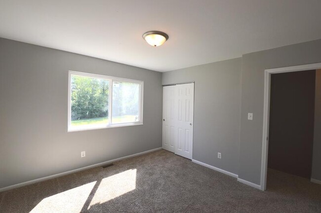 Building Photo - 4361 Falcon Creek Blvd