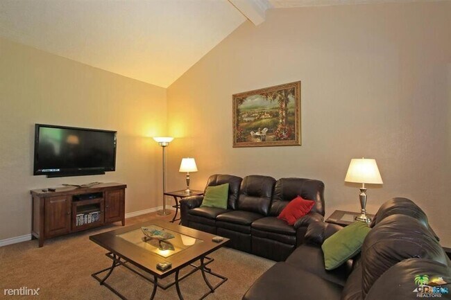 Building Photo - 3 br, 2 bath Condo - 209 Serena Dr