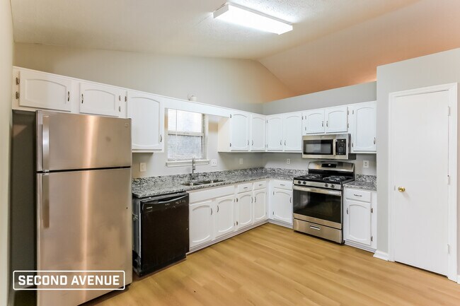 Foto del edificio - 5307 Winslow Crossing N