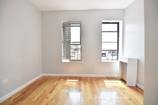 Building Photo - 219 W 145th St