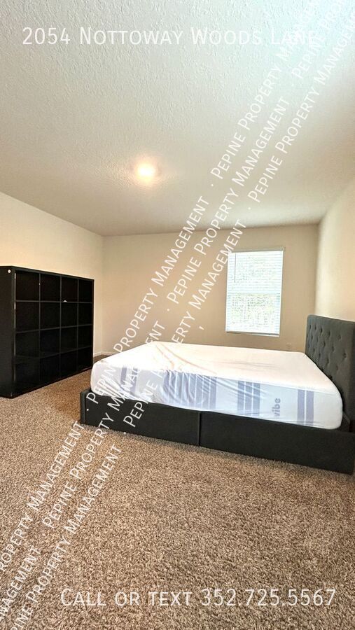 Foto del edificio - 2054 Nottoway Woods Ln