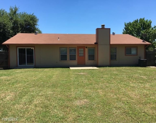 Building Photo - 3 br, 2 bath House - 7601 Tarrasa Dr