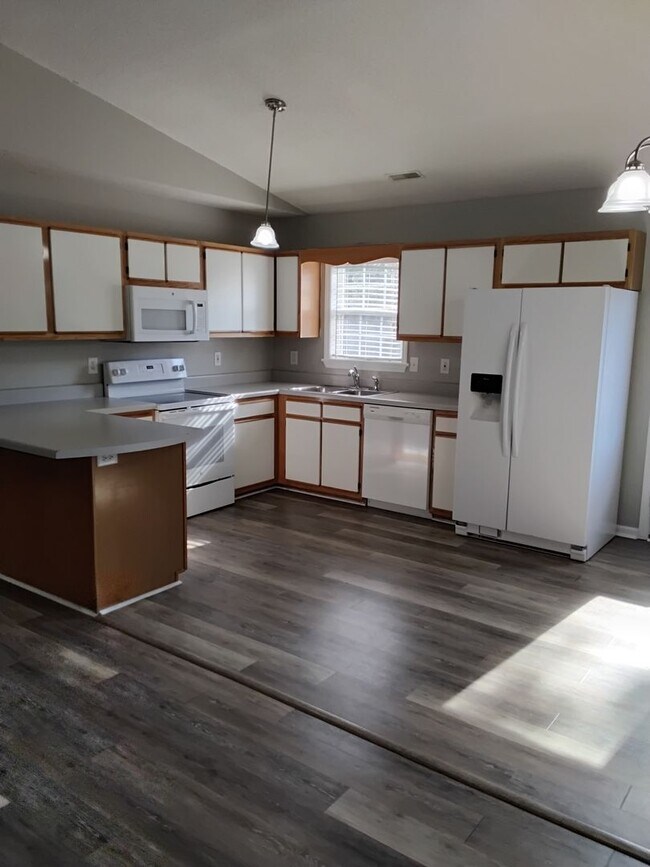 Foto del edificio - 422 Holly St