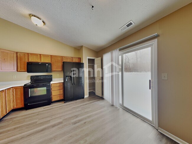 Foto del edificio - 10616 Northern Dancer Dr