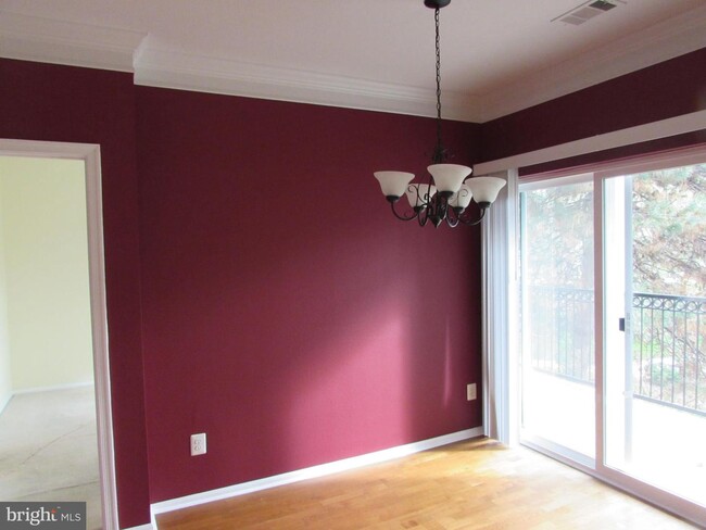 Building Photo - 1550 Spring Gate Dr.