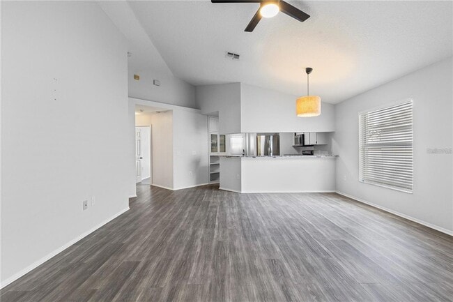 Building Photo - 7515 S Westshore Blvd