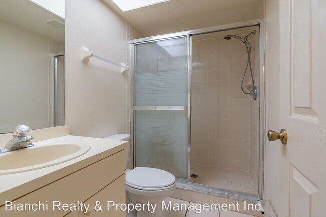 Building Photo - 3 br, 4 bath House - 14877 Seminole Trail