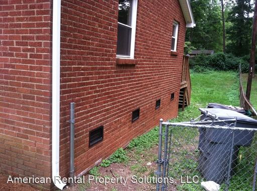 Building Photo - 1828 Finchley Dr