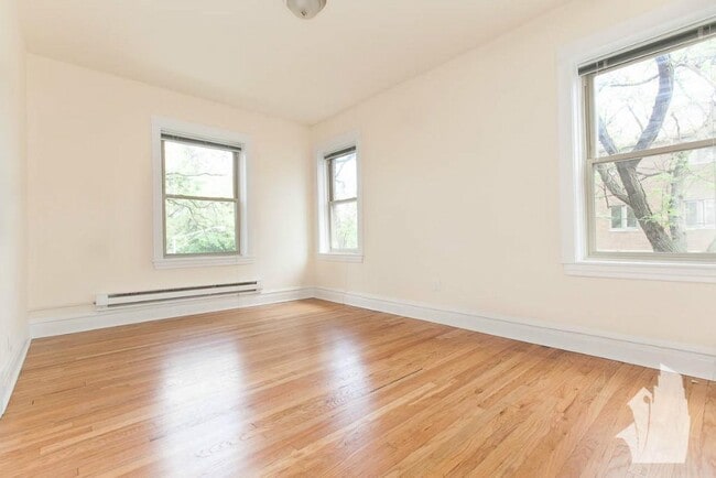 Foto del edificio - 2917 W George St