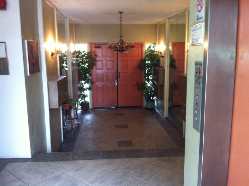 Foto principal - 2055 Rodney Dr