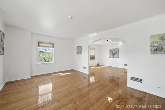 Building Photo - 3300 N Osage Ave